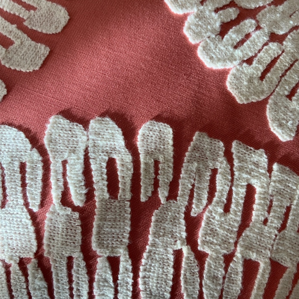 Pink pillow - Picture 4 of 4